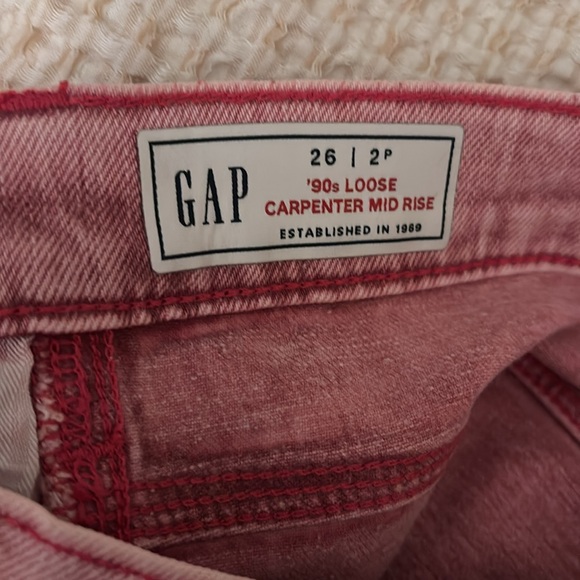Gap midrise 90’s loose straight jeans. Great used condition- like new. - Picture 6 of 12